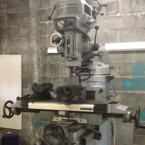 Mesin Milling Vertikal